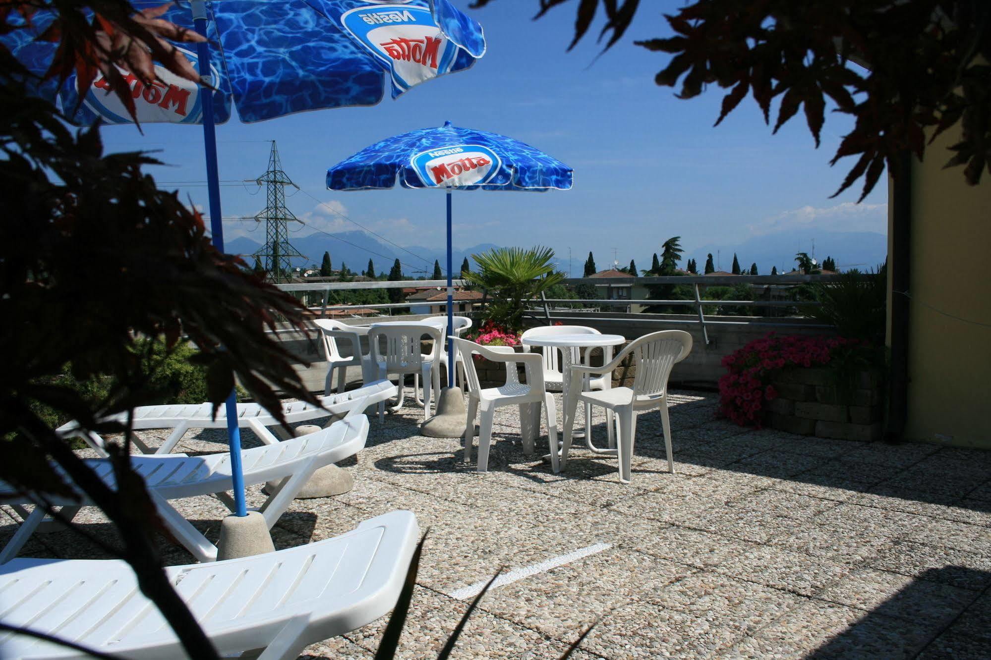 Albergo Al Cacciatore Desenzano del Garda Exterior foto